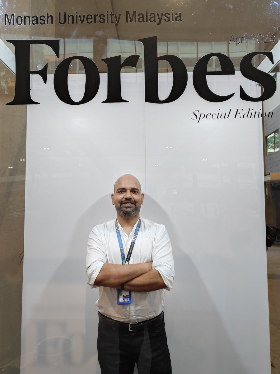 KungfuPasmanda's tweet photo. I'm on Forbes poor people list 😜 https://t.co/3TABZwEKbq