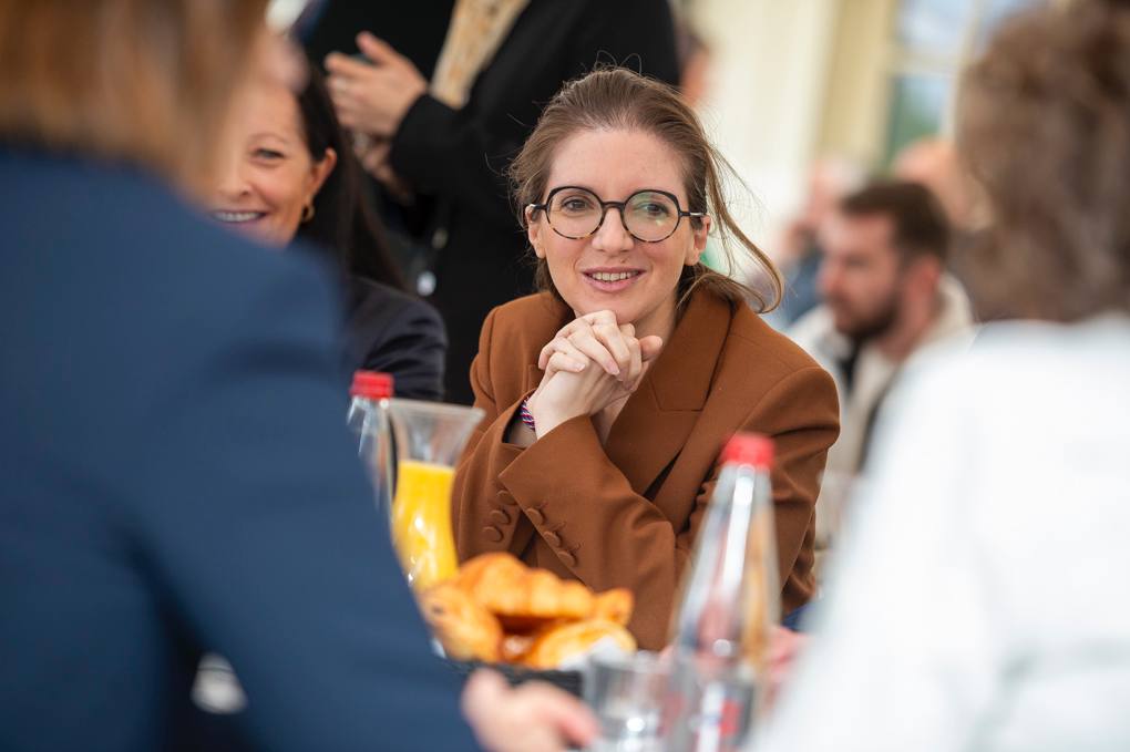 De bon matin sur le port de Vannes avec le maire @DavidRobo56 et des femmes qui s'engagent : présidente d'université, cheffes d'entreprise, directrice d'usine, bailleurs sociaux... Elles ouvrent la voie !