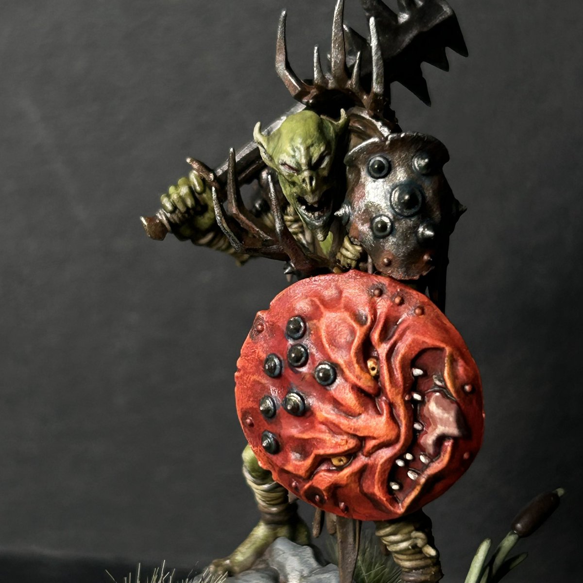 pmetcalfe81's tweet photo. Killaboss Zagnog. A nice, characterful model which was a nice palette cleanser while I await my Killteam:Nightmare box. #paintingwarhammer #warhammerageofsigmar #ageofsigmar #orruks #kruleboyz #killaboss #warhammercommunity @warhammer https://t.co/borkeBfxAP