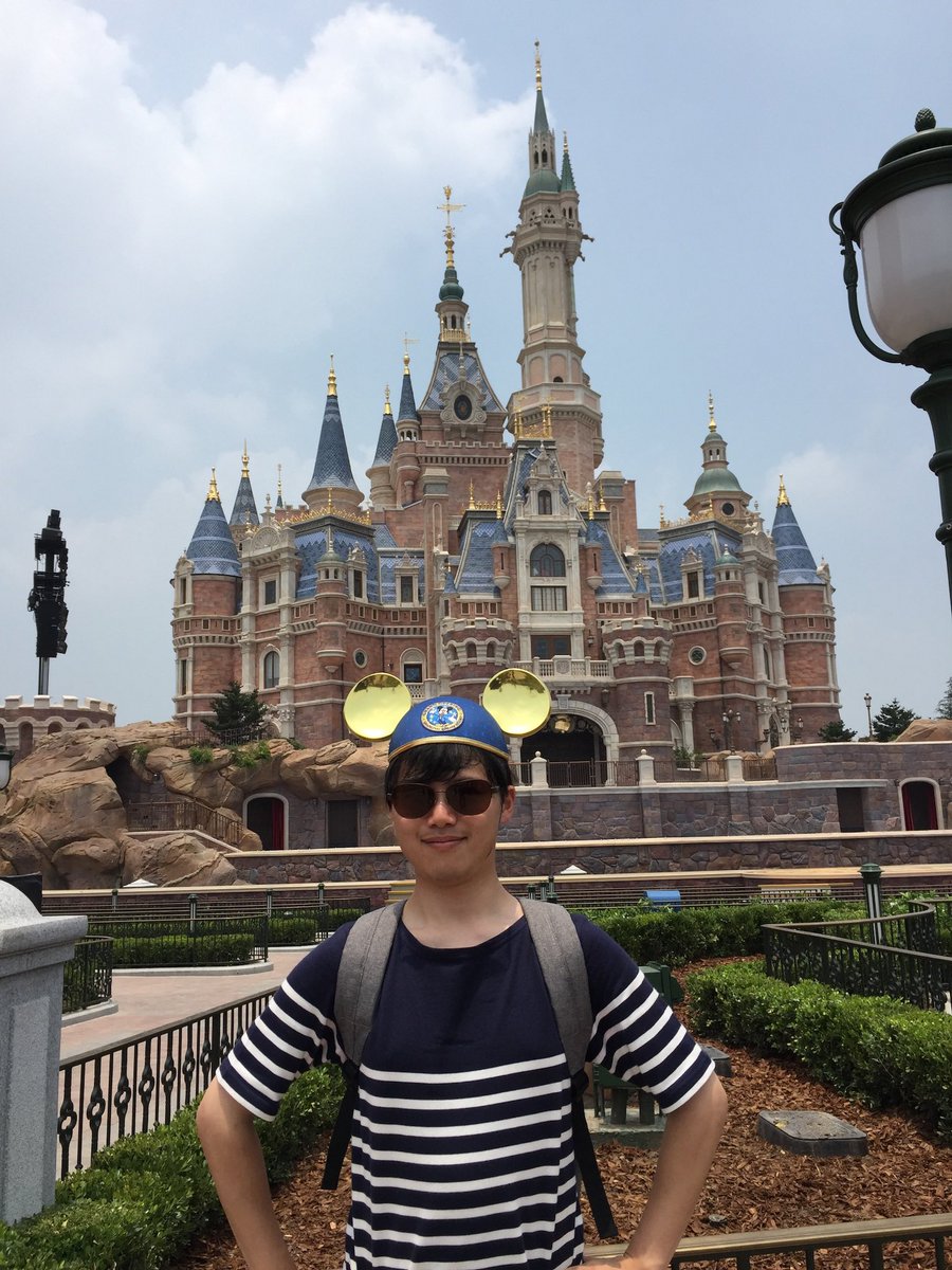 UDR2018's tweet photo. 89🚹　ディズニー好きの方、ぜひ絡んでください🎈　#ディズニー好きと繋がりたい https://t.co/bDGLu1PI2K