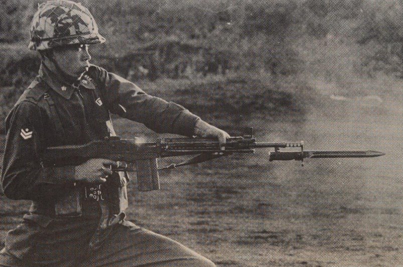 TheGreyPatriot_'s tweet image. 🇯🇵 Japanese soldier firing his Howa Type 64 during training.

#Japan #Japanese #Howa #Type64 #Army #Military #JSDF #ColdWar #History #Rifle #Bayonet #Training