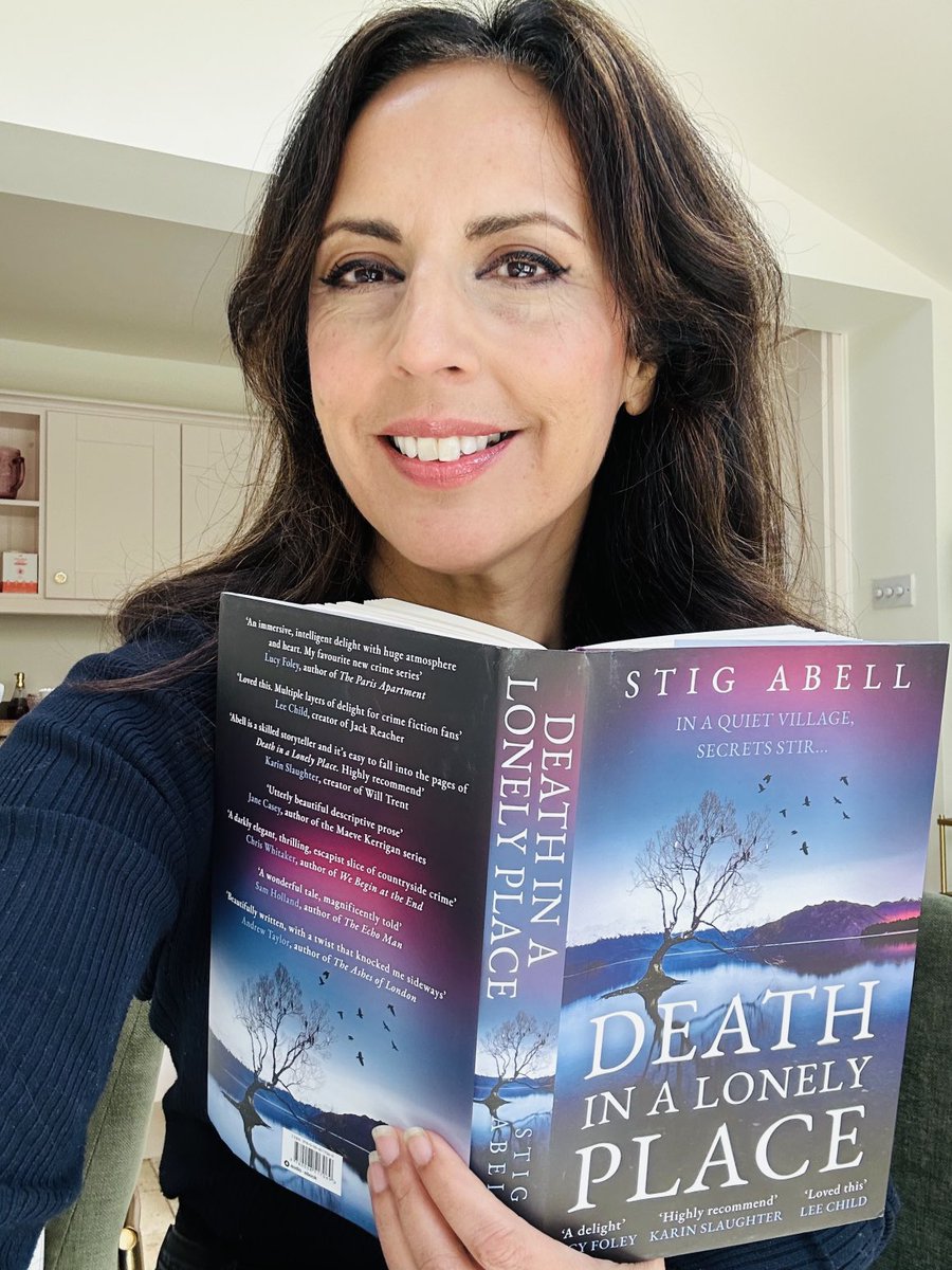 Just starting a new book by someone called ⁦<a href="/StigAbell/">Stig Abell</a>⁩