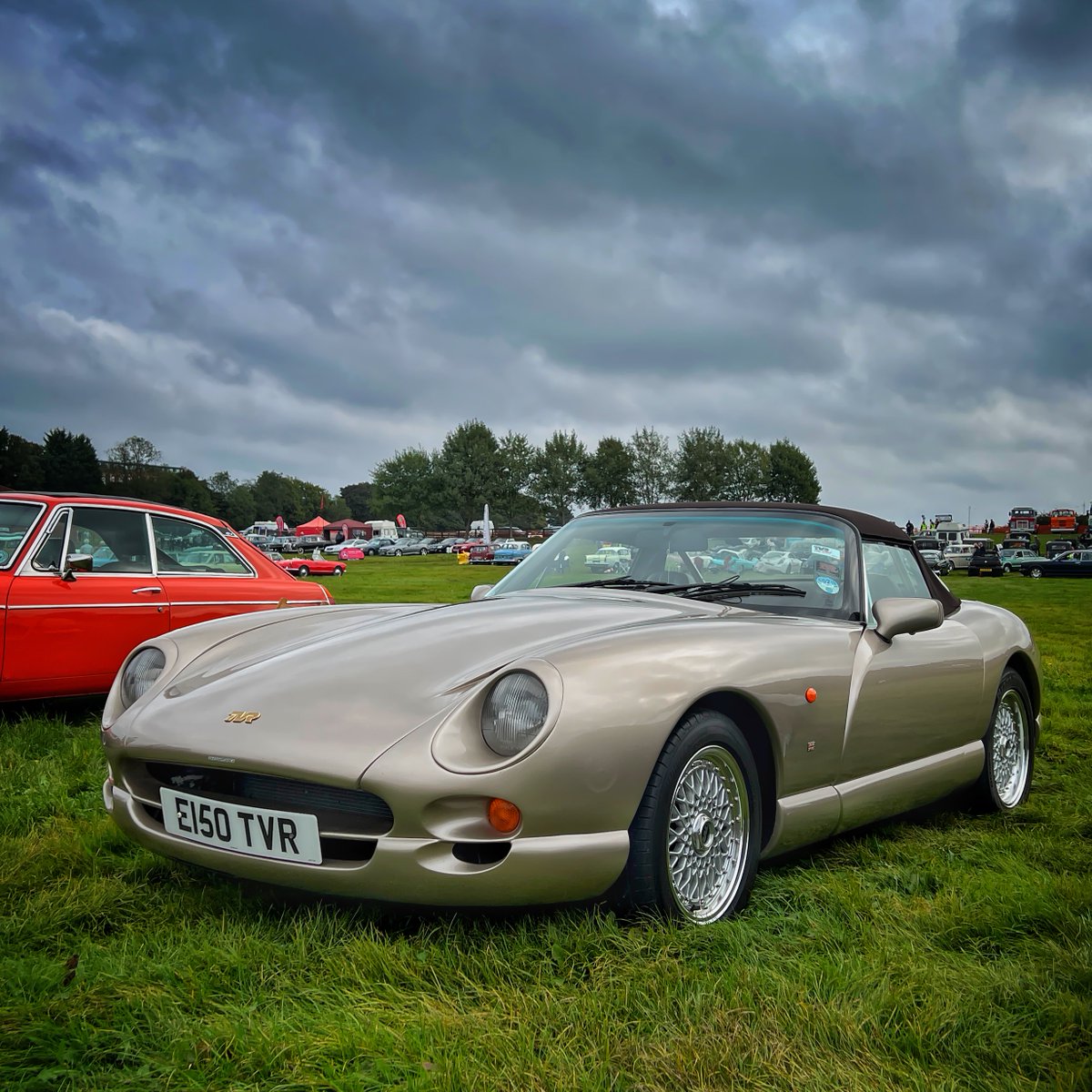 while we're about it let's have one more look at that gorgeous Chimaera

full-res downloads, prints, wall art and gifts in the #YorkHistoricVehicleGroup gallery on pmhimages.com

#TVR #chimaera #car #cars #carenthusiast #carenthusiasts #petrolheads #britishmotors