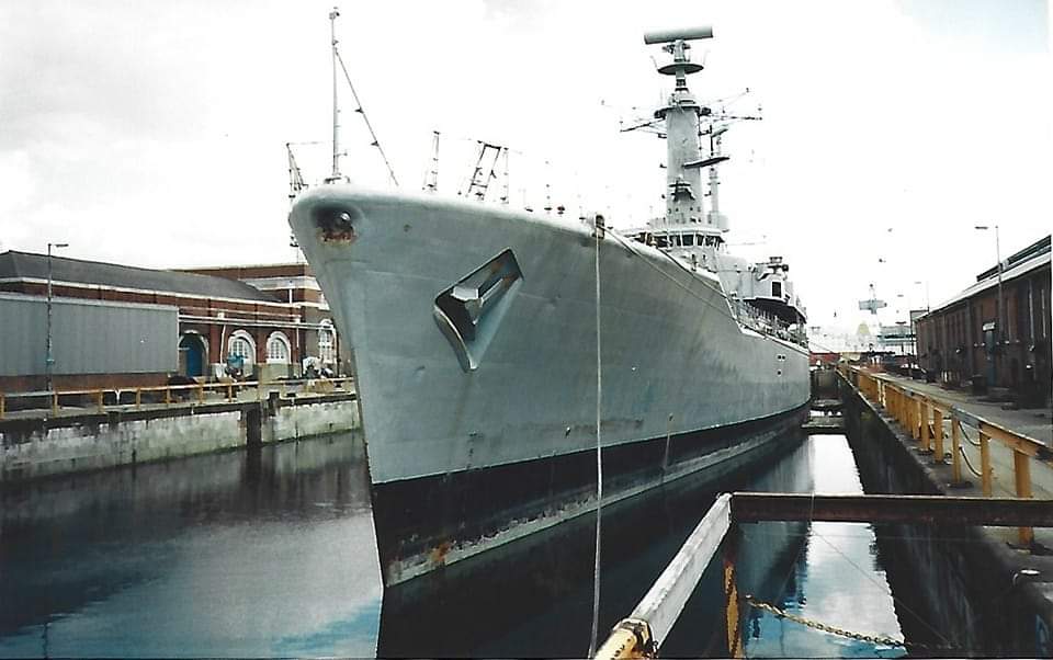 Scylla seen in 1994 @NavyLookout @WarshipCam @WarshipsIFR @warshipworld