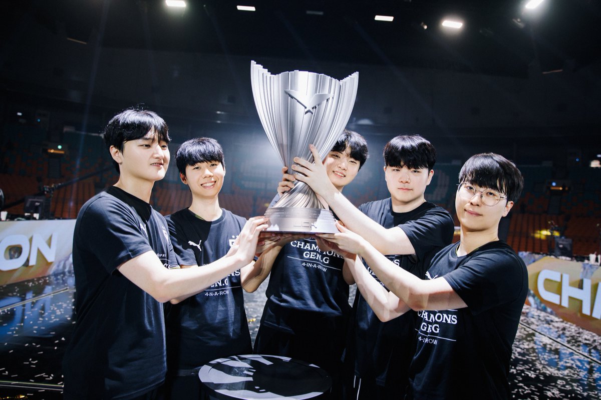 christinaoh21's tweet photo. 24 LCK 스프링 준결승+결승을 촬영하고 왔습니다!! 

작업 끝나는 대로 사진 더 올릴 예정입니다! 
보러 와주세요~
https://t.co/vNJLJWMnXG https://t.co/nTSF2itbQq
