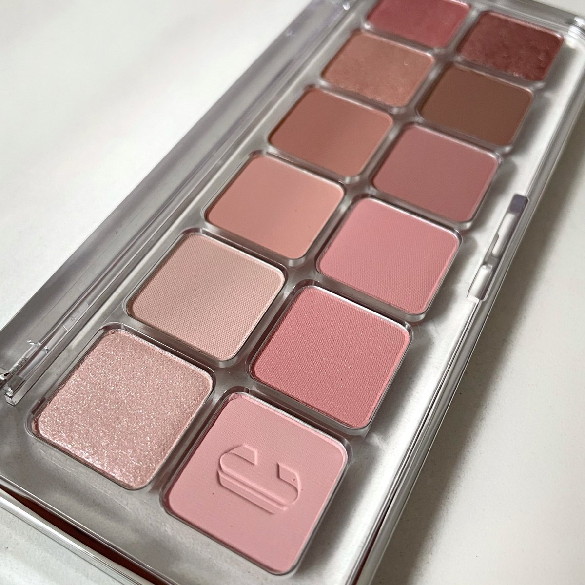 reviewchoey's tweet photo. ด่วนนน! พาเลต clio สี 02 สีฮ๊อต สีหายาก
ลดอยู่ ลดไปเกือบ 5 ร้อยยยย! เหลือไม่ถึงพัน! https://t.co/UEr9JGytON