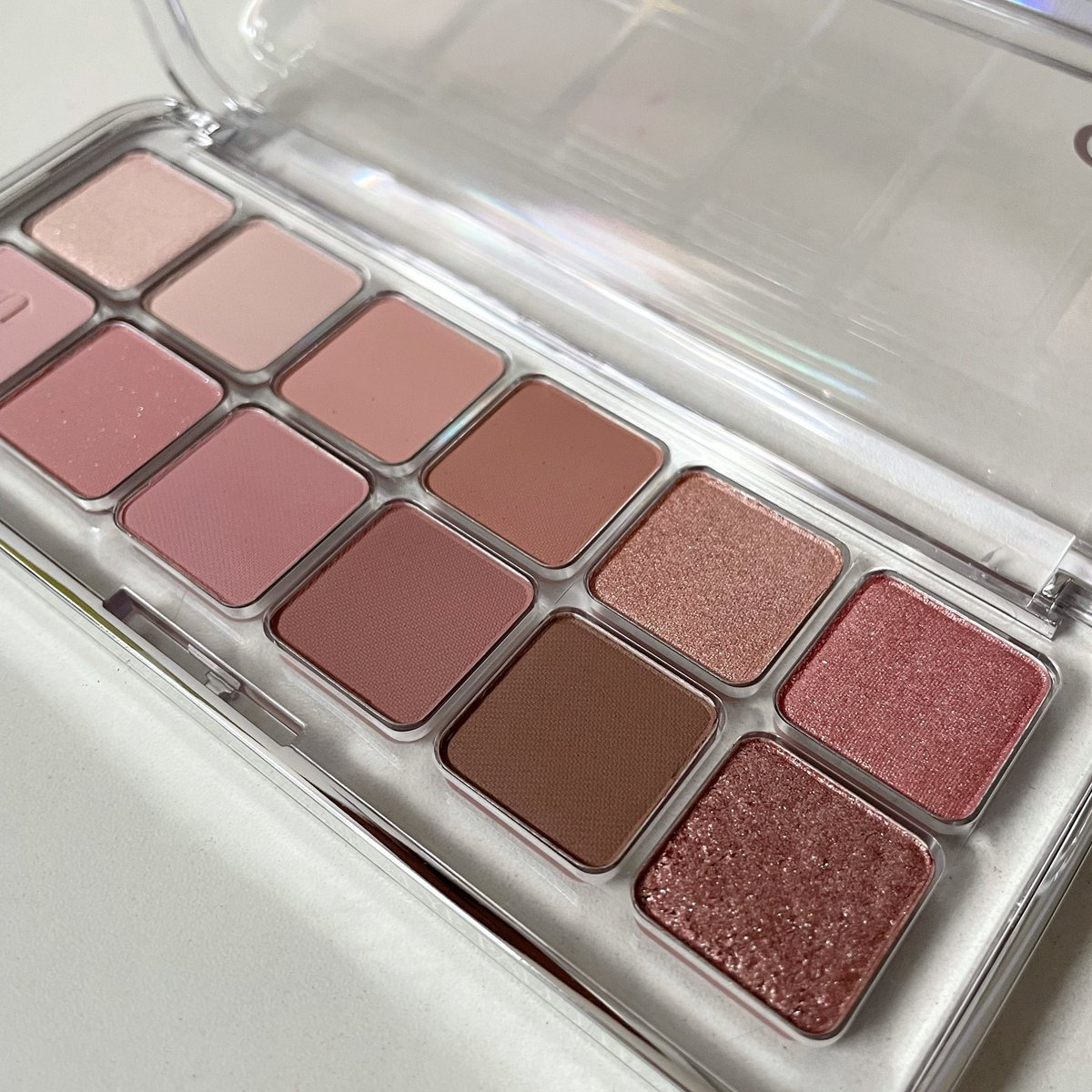 reviewchoey's tweet photo. ด่วนนน! พาเลต clio สี 02 สีฮ๊อต สีหายาก
ลดอยู่ ลดไปเกือบ 5 ร้อยยยย! เหลือไม่ถึงพัน! https://t.co/UEr9JGytON