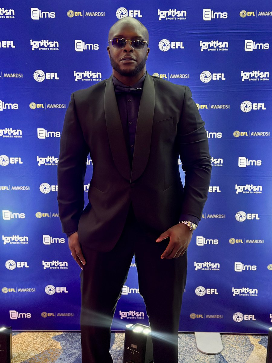 daRealAkinfenwa's tweet photo. About last night @EFL awards congrats to all the winners 👊🏿🔥 #BMO #DefyLimitations https://t.co/ZUljsg4LNu