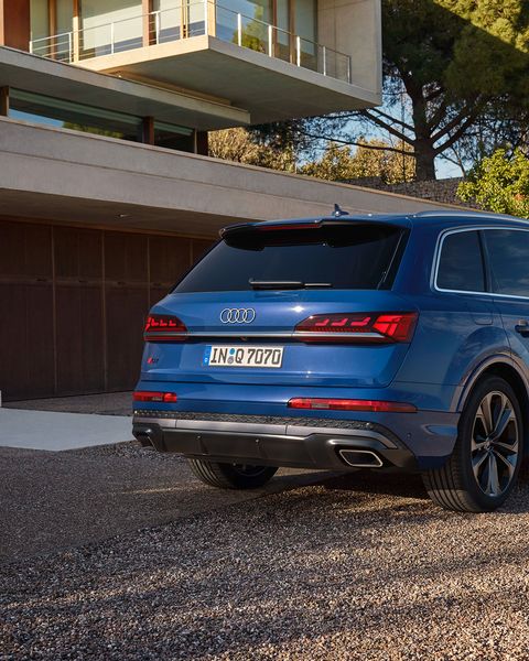 GrupoFTOME's tweet image. 🔴Piensa en ese plan, en ese viaje, en esa escapada, en ese lugar que siempre has soñado💭
🔴Ahora ponte al volante del nuevo Audi Q7😎
🔴Ahora conduce hasta cualquier lugar que seas capaz de imaginar.🛣️

#Audi #FutureIsAnAttitude #AudiQ7 #FTome #GrupoFTome
