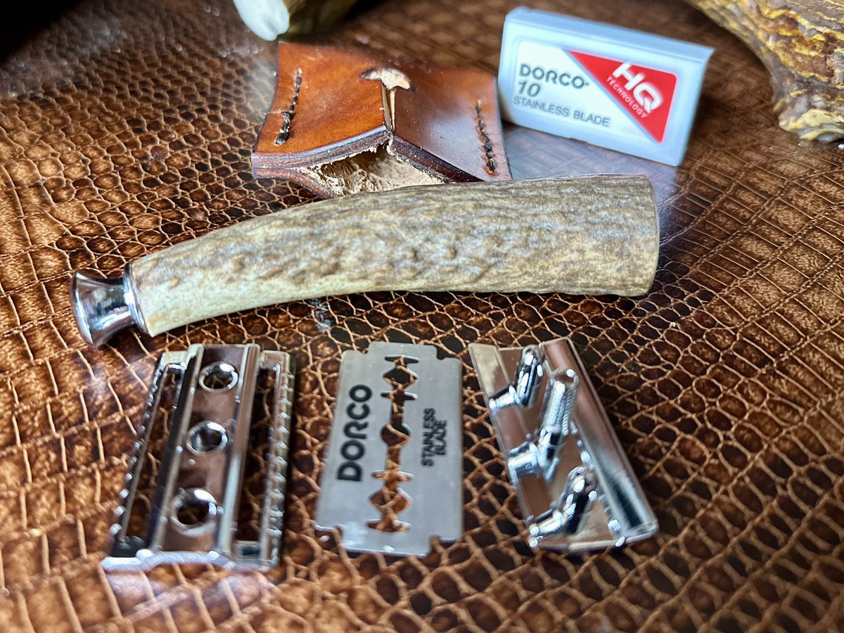 Ken sent this unique birthday gift to a buddy in IA.  Hope it provides shaving service and enjoyment for years to come! #WetShaving #Shaving #Shave #SOTD  #MenGift  #Barber #Antler #Hiking #Hunting #Camping #Fishing #HandMade #MadeinUSA #ShavingSoap #BirthdayGifts #GiftIdeas