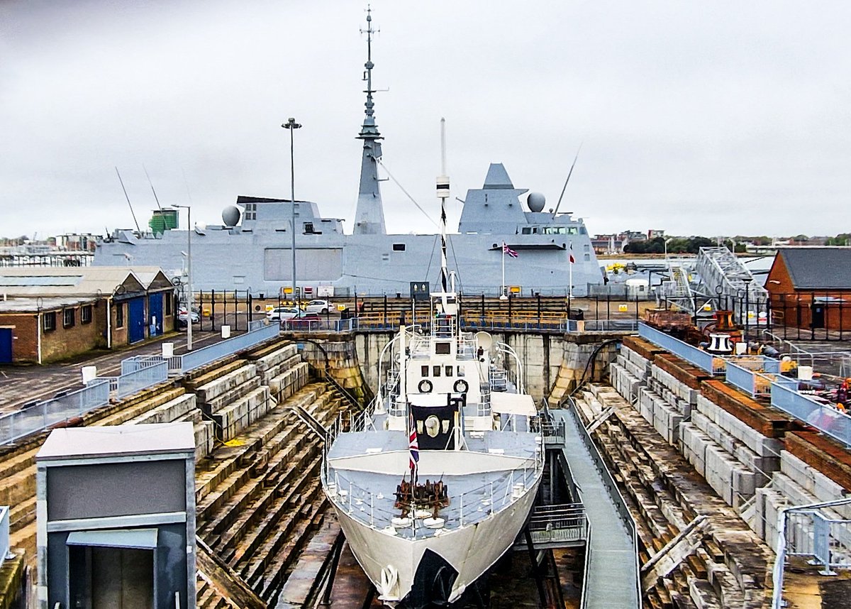 FS Normandie @NavyLookout @warshipworld @WarshipCam @WarshipsIFR