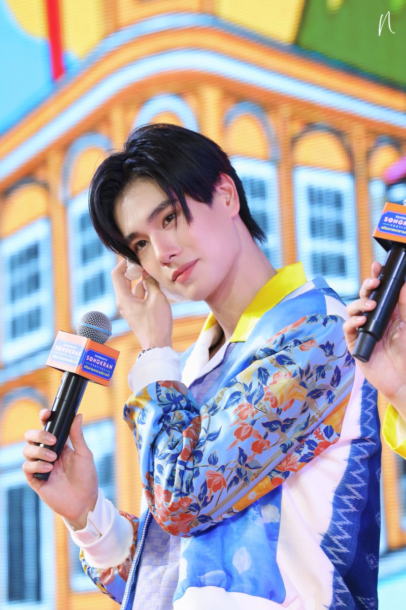 Maruko_ni's tweet photo. 🤏🏻 💦

Songkran PondPhuwin
#KingPowerRangnamXPPW
#ปอนด์ภูวินทร์
#phuwintang https://t.co/lLIJ7fLtQM