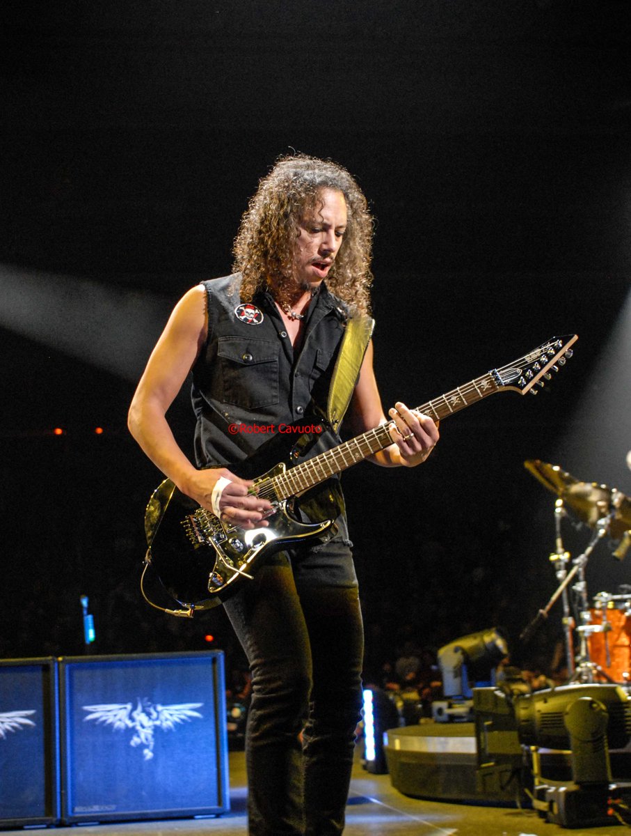 #Metallica Kirk Hammett Riding the Lightening Newark, NJ 2/1/09 @Metallica @KirkHammett @MetallicaNacion @BookOfMetallicA @TheMetalliHat @ult_metallica @papahetfield81 @BookOfMetallicA @TheMetalliHat @ult_metallica @papahetfield81 @GuyHetfield @MetalHammer @Loudwire