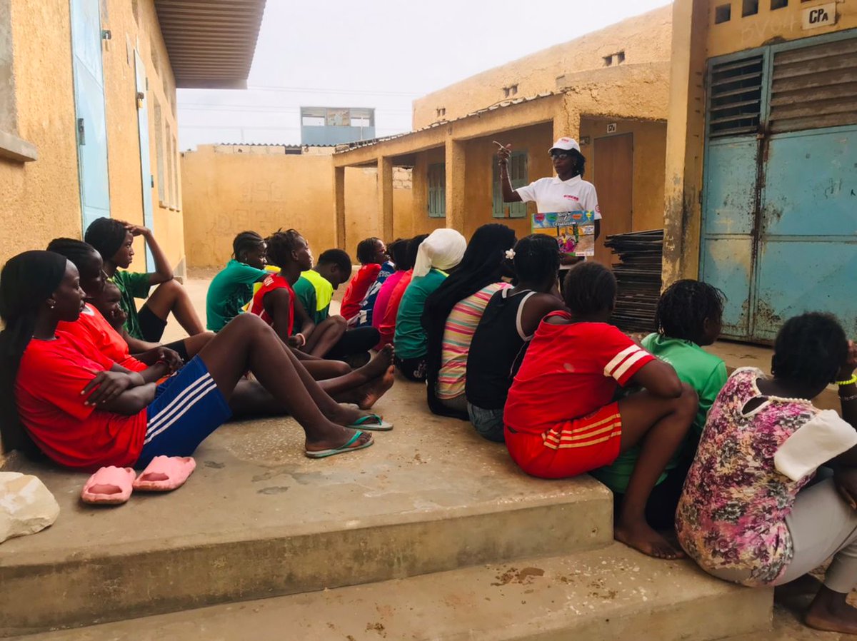 🌍 ¡Seguimos con el proyecto #Origine Guinaw Rails en #Senegal y los resultados son impresionantes! 🎉 🧑🏾‍🏫 En estos meses, los Capitanes de la Información, voluntarios #Origen de @ActionEnda han logrado muy buenos resultados con las charlas comunitarias destinadas a niñxs,