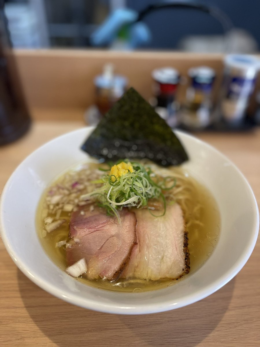 4/15 (月) 昼 中華SOBA 惠ばら @ 下赤塚 塩SOBA 牡蠣の和え玉 うまいっ😍💯 オープン当初からしばらくの塩とは全くの別物🍜