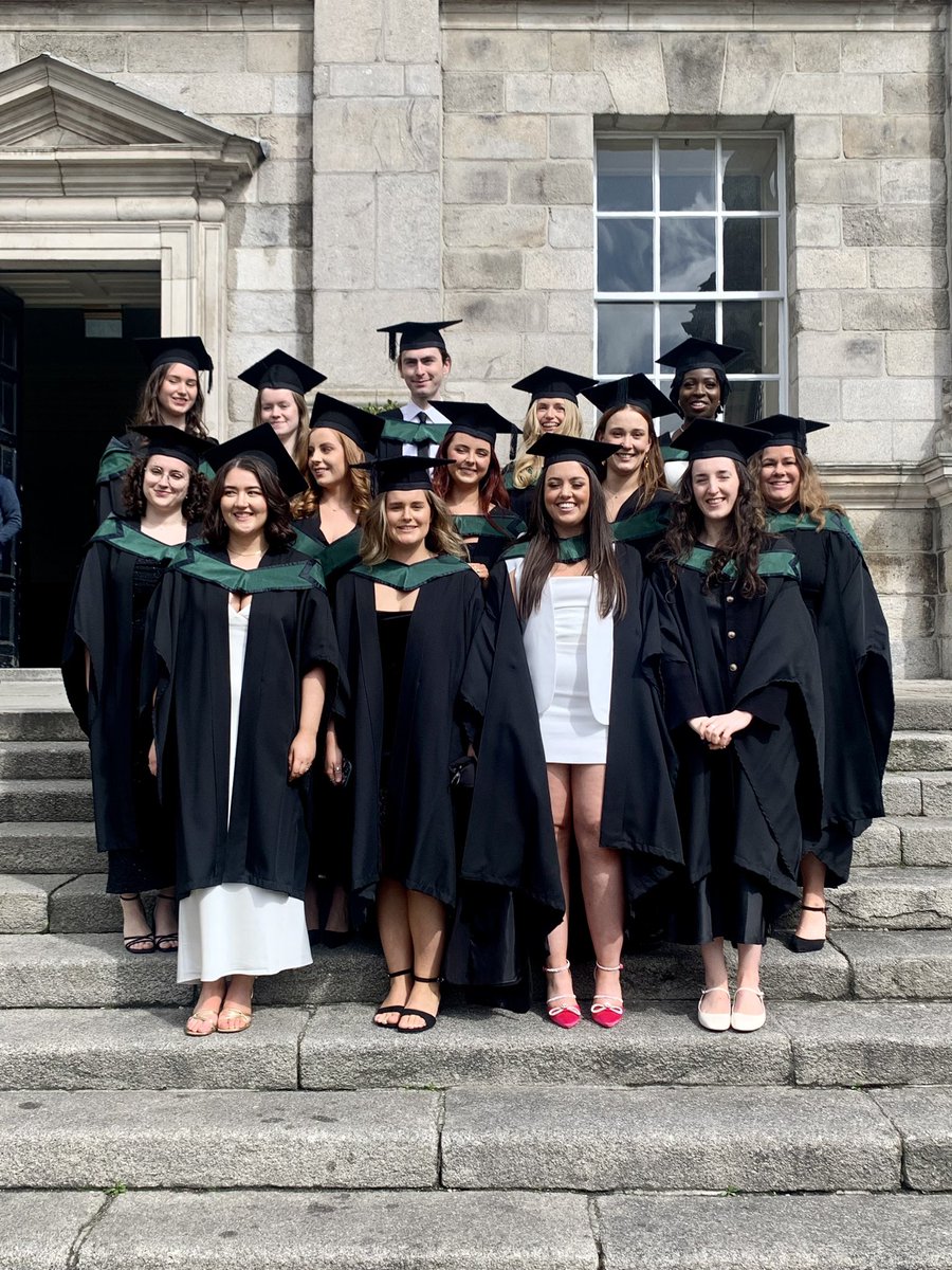 Congratulations to the Children's and General Nursing Integrated Degree Programme students who graduated today (some missing from the photo) 🙌🏻 a very talented cohort who all have bright futures ahead 🌟@TCD_SNM @CHI_Ireland