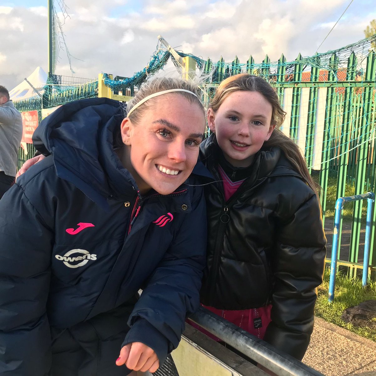 Swansea City Women tweet media