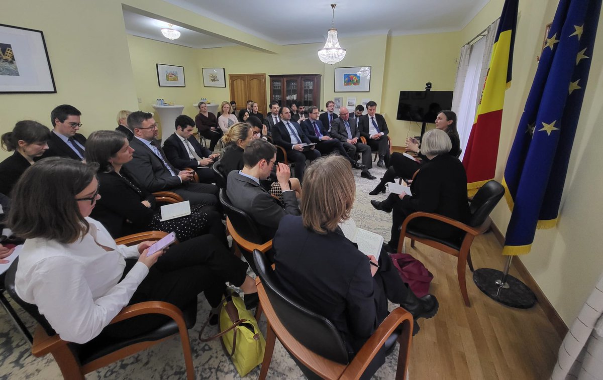 MDAmbEU's tweet photo. Today starts the COEST visit to 🇲🇩 in a long time. Happy that we could host a briefing for the group last week to discuss priorities &amp;the latest  on reform agenda.Close dialogue w/ Member States is key for accession &amp; for the success of any initiative in the EU-MD cooperation https://t.co/tWMln8vE3M