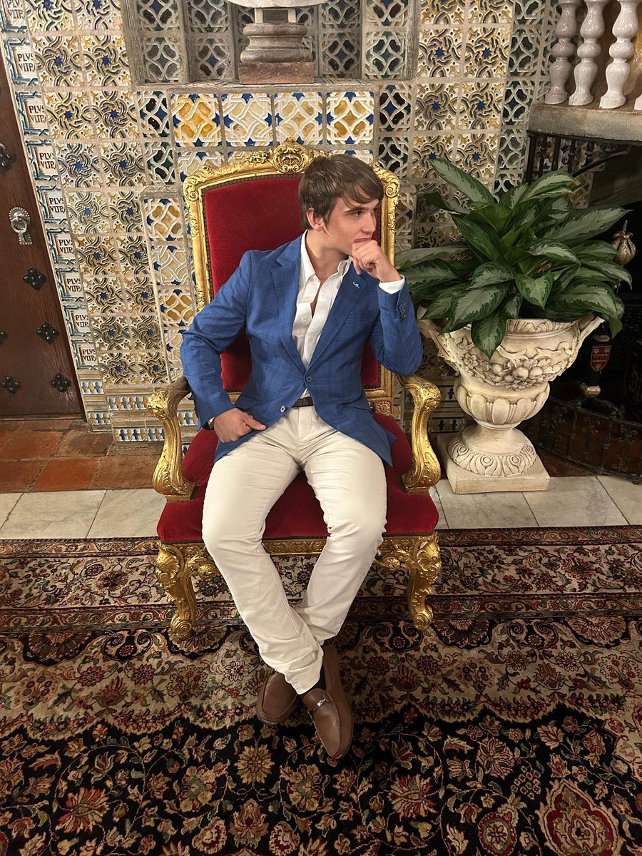 BoLoudon's tweet photo. I am everything the left hates.
White,
Christian,
Unvaxxed,
a Trump supporter,
& a member of Gen-Z that will be casting my first ever vote for DONALD JOHN TRUMP in November! https://t.co/b6jvmAvS5J