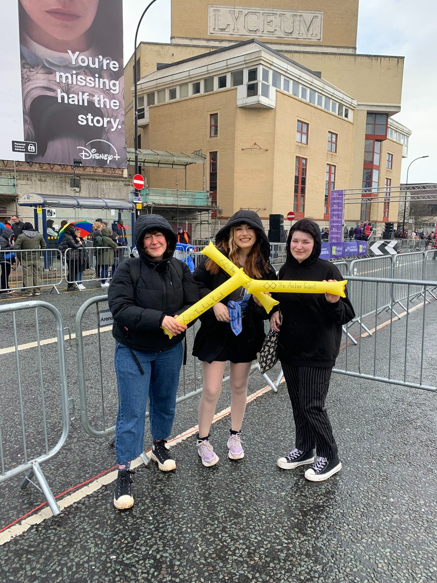 The biggest #ThankYou to our very enthusiastic volunteers who made lots of noise for #TeamArcher at the @runforall @sheffieldmutual #SheffieldHalfMarathon last weekend! We couldn't have done it without you @Beaverbrooks @printedbyus @KarlDalgleish @FA_Sheffield 💛