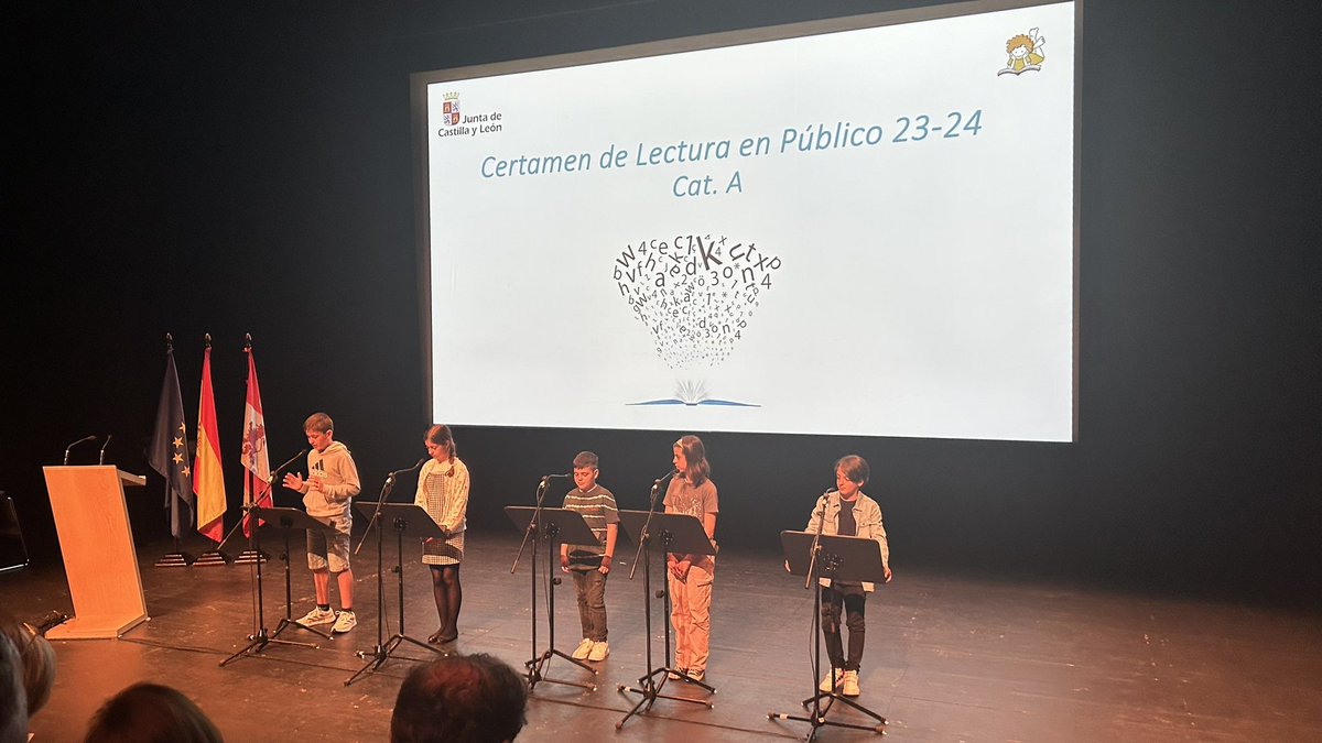 #leyendocyl 
Certamen de lectura en público! Alumnos del CEIP Nuestra Sra de la Paz en Villaralbo en Zamora!