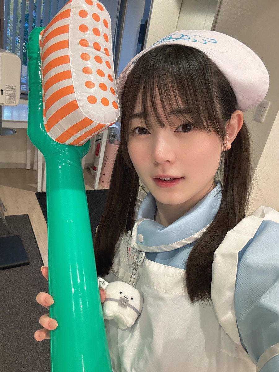 【 5月アキバ歯科🦷出勤おしらせ 】
6日(月祝)14〜23時
19日(日)14〜18時
@akiba_shika 

お電話orWEBからご予約可能です🪥

私のクリーニングご希望の方は、こちらでスケジュールを把握する必要があるので、アキバ歯科でご予約後に、わたしにDMください！

お口見せるのは恥ずかしい😠の方は、はみがき練習(お口の模型上での練習＋チェキ撮影)などもあるのでお気軽に🦷🖤

日によっては混んでるので、はみがき練習のみの方も、ご予約してもらえるとお待ちなくて確実です！

ご質問などあったらDMください！