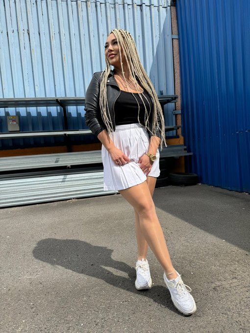 Tennis skirt? Yes or no? ❤️😎 https://t.co/tsJsU3LR7I