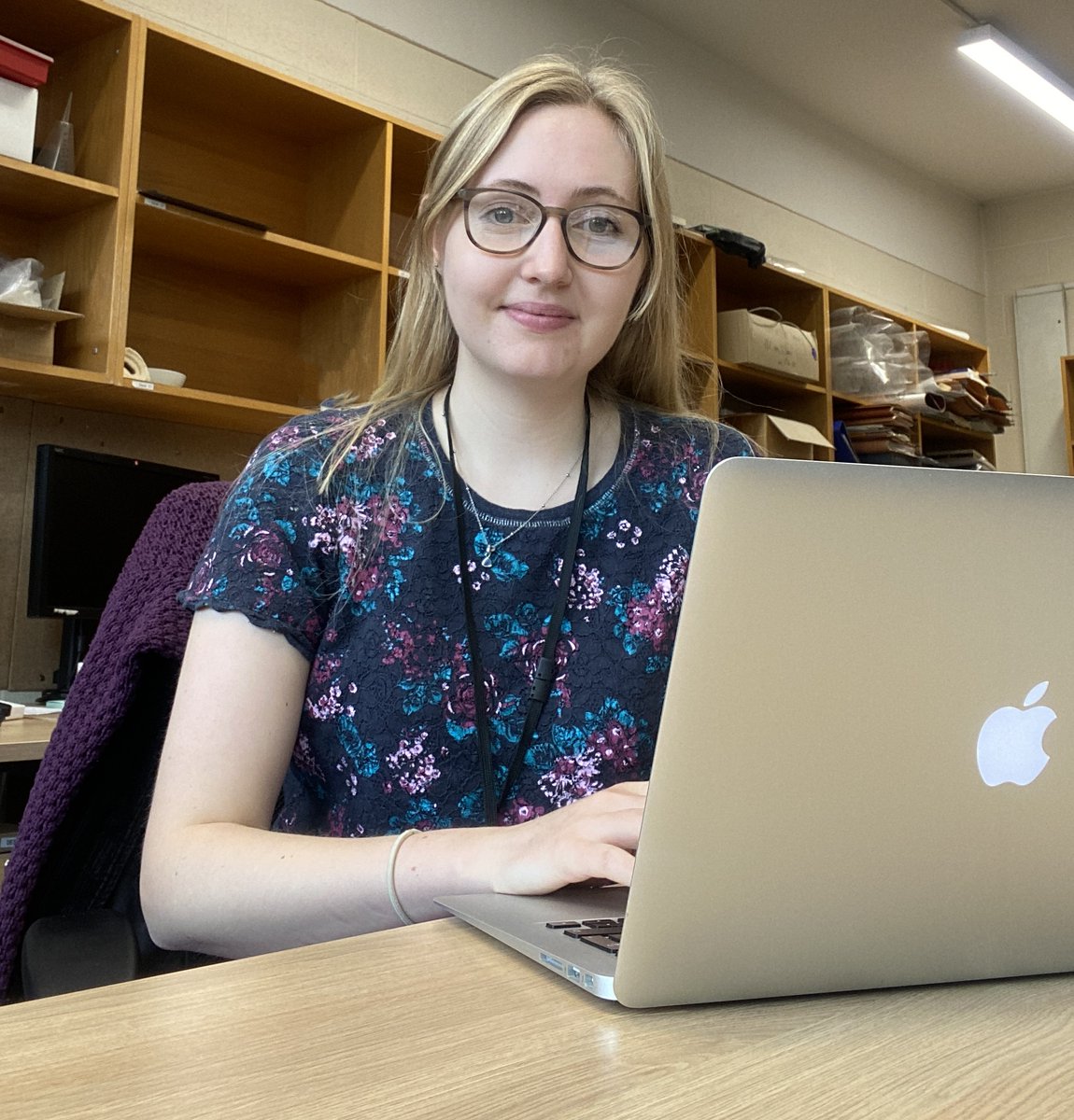 Our final intern diary for now comes from @PhoebeSwift6 who learnt lots of #Bioinformatics and #rstats skills working on alder genomes @KewScience tinyurl.com/2d2d5497