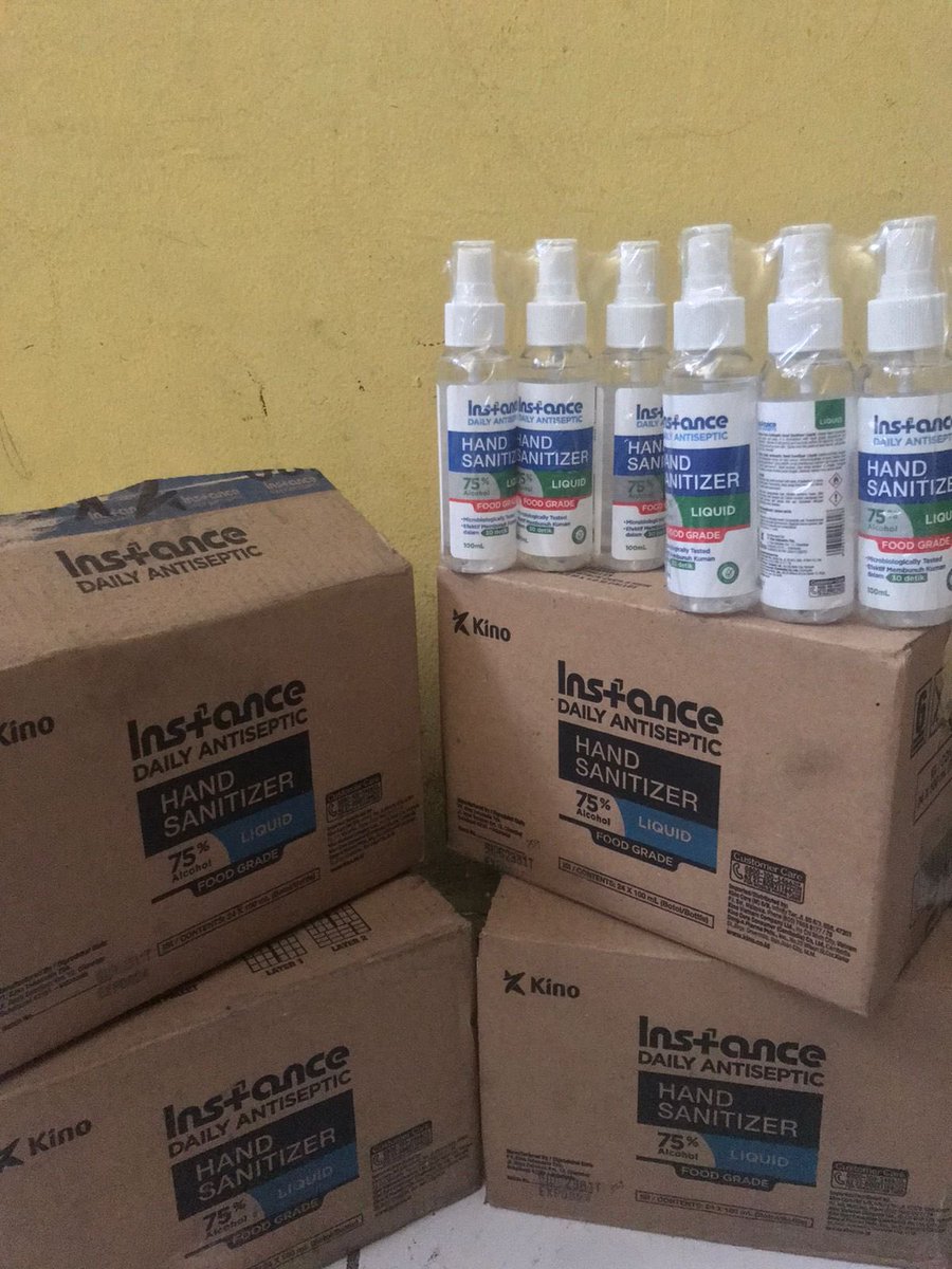 HELP RT🙏🏻
✨Hand Sanitizer Instance Daily 100ml✨

💸Rp7.000/pcs
Order bisa by DM yaa
#zonauang #wtb #wts #handsanitizer #instanc