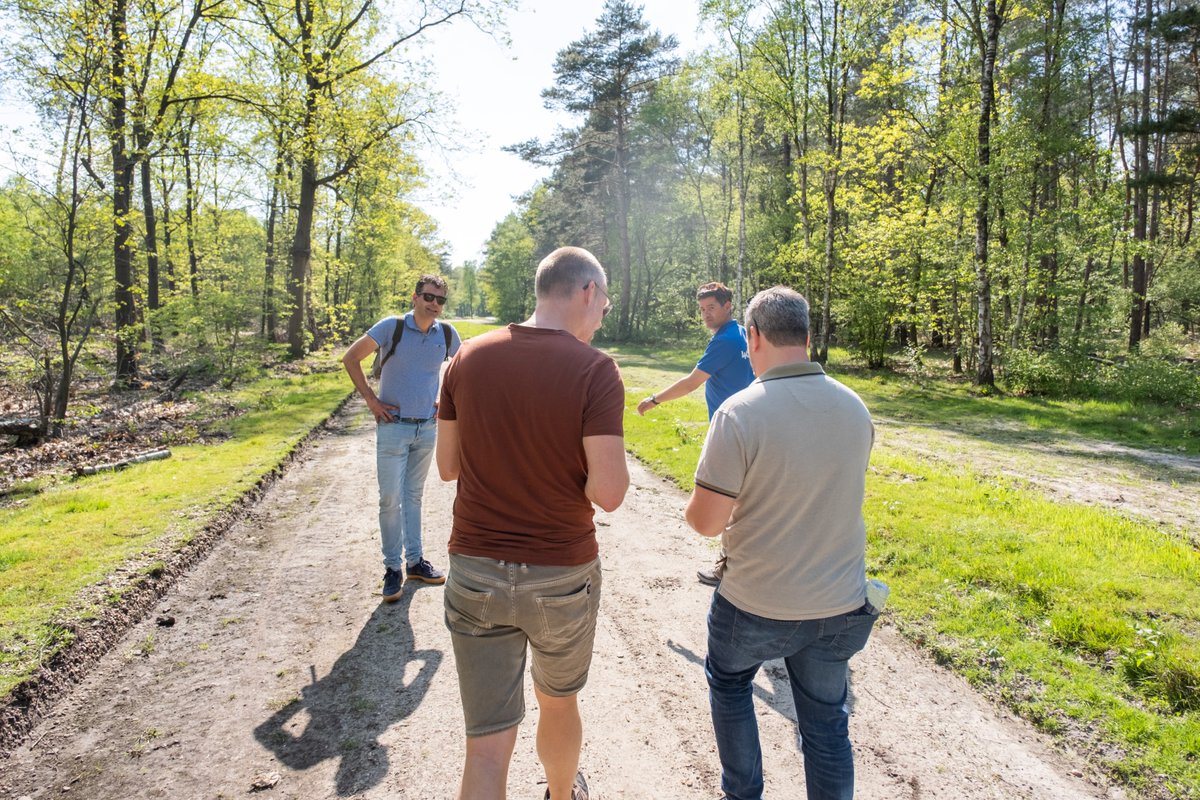 4Dotnet's tweet photo. Elk jaar organiseren we een actief uitje voor al onze collega’s. 👌

Zo zijn we twee jaar geleden wezen blokarten op het strand en hebben we afgelopen jaar onze collega’s gedropt op de Veluwe. 😏

Hoe werken bij 4Dotnet er voor jou uitziet? Kijk op: https://t.co/XNC2fPlqi2 https://t.co/GLu3mSqGV1