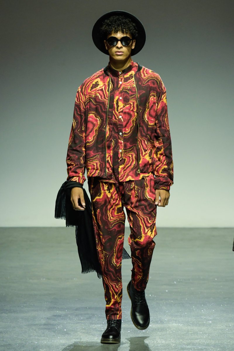 Walking into the week like.🔥🔥

Red Flame Bomber Jacket RUALD RHEEDER R799 (290.8282)
Red Flame Trouser RUALD RHEEDER R699 (290.8283)
Red Flame Shirt RUALD RHEEDER R599 (290.8284)