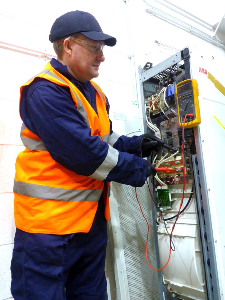 Inverter servicing from IDS involves the use of PM (planned maintenance) kits to replace the few components that need periodic replacement. Find out what else is involved in our inverter service programmes here: inverterdrivesystems.com/we-will-take-c… #ABB #Inverters #VariableSpeedDrives