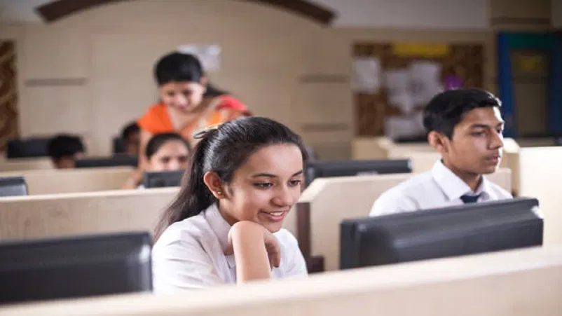 GSEB HSC 12th Result 2024; Check Gujarat board Class 12 result date and more

Read: news9live.com/education-care…

#GSEB #Gujarat