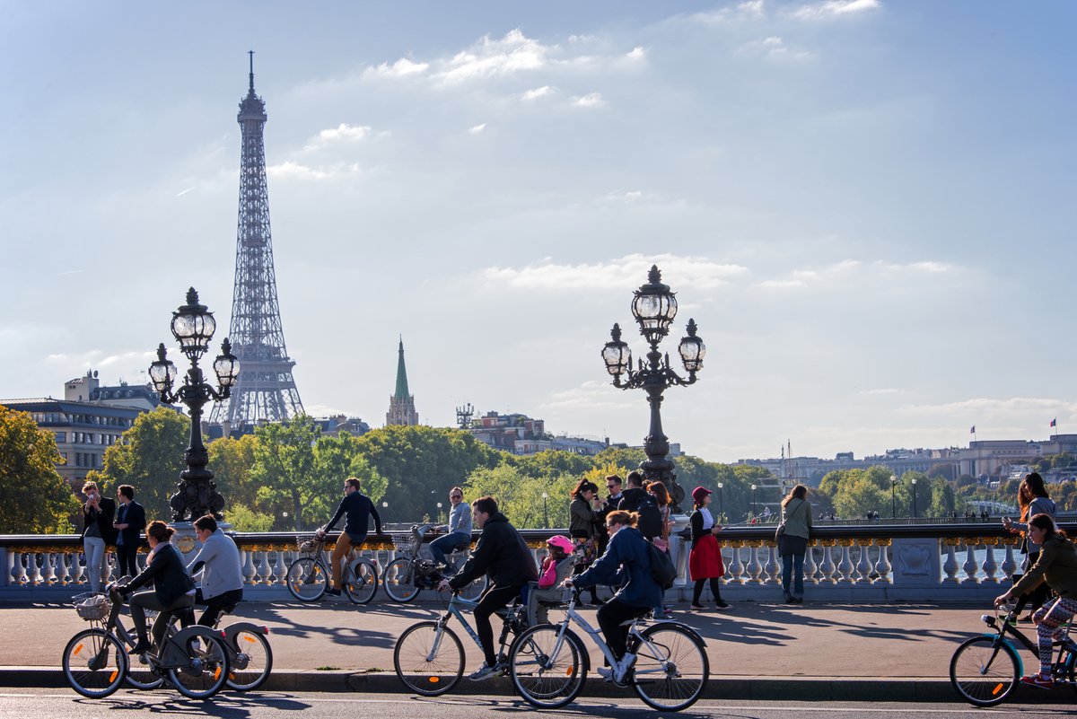 Paris’te bisikletle seyahat edenlerin sayısı arabayla seyahat edenlerin sayısını geçti...

Paris Belediye Başkanı Anne Hidalgo'ya göre bu durum sürpriz değil: 

“Her yeni bisiklet yolu her zaman daha fazla Parislinin bisikletle ulaşımını sağlıyor”

bisikletkulubu.com/2024/04/15/par…