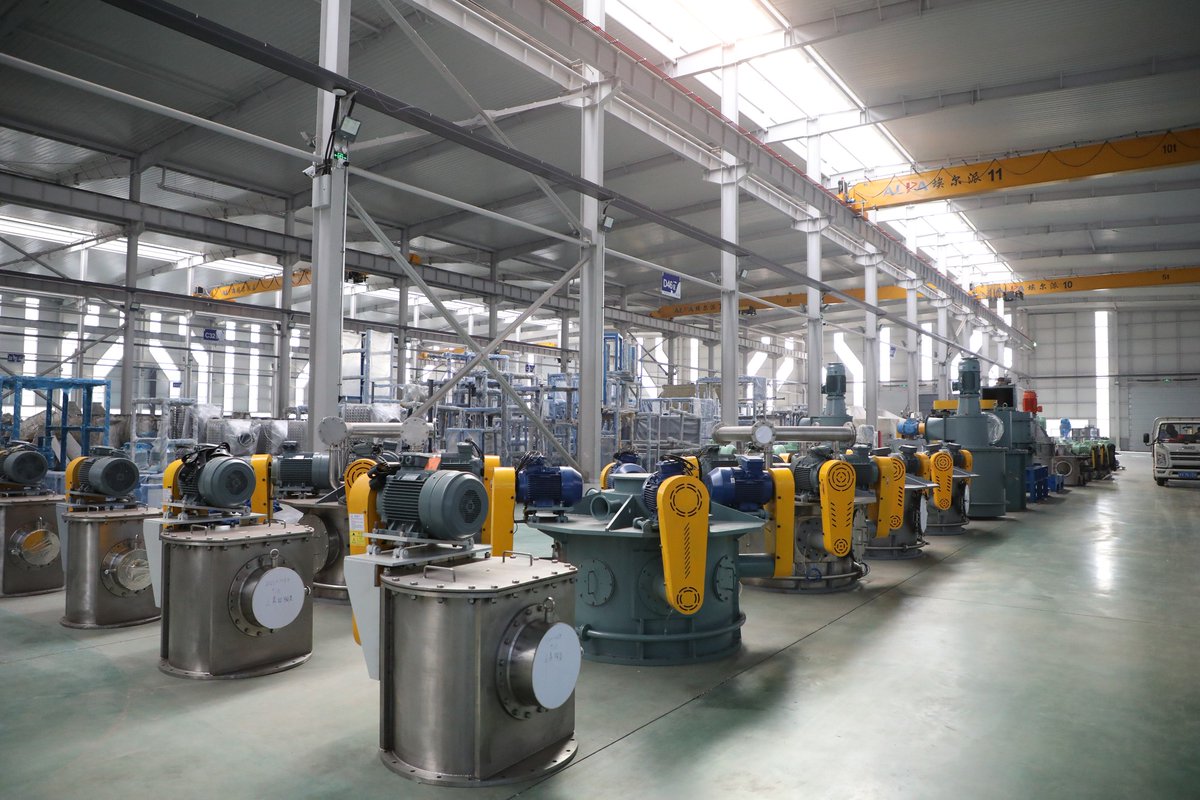 alpa_tech's tweet photo. ALPA, With 20 years of focus on ultra-fine ultra-pure powder grinding and classifying equipment .
🔥  free industry solutions ❗ 
🔥 free on-site experiments ❗ 
📥 Contact me if you need  
#newenergy #powdertechnology #StateFarmWDraft #mechanicalengineering #industrialproduction https://t.co/re1QpNh1Yu