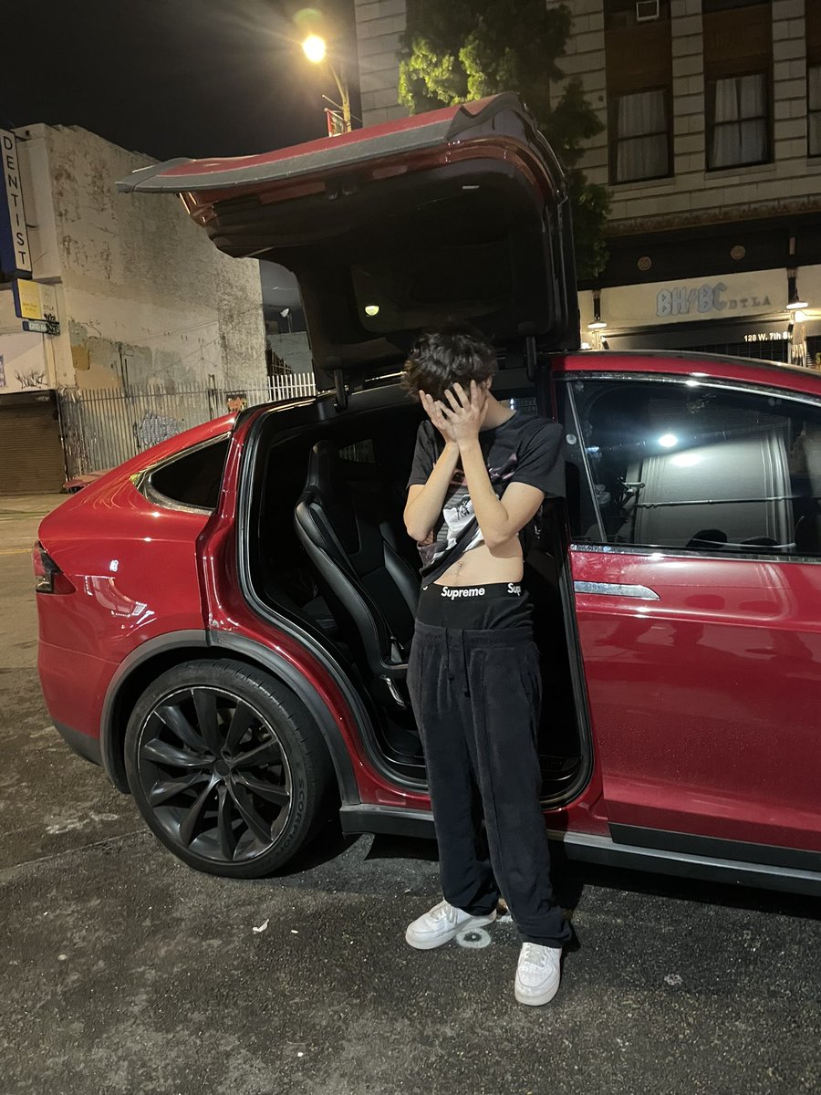 icantseenunn's tweet image. 💋