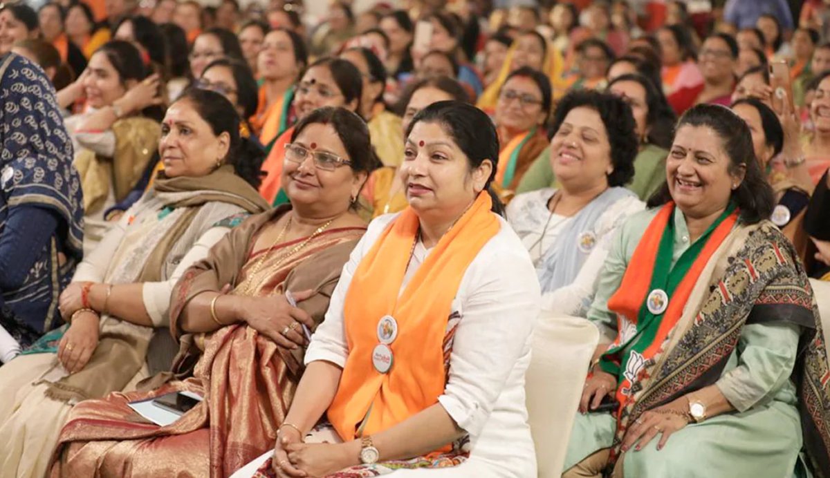The #INDIAlliance's complete list of Delhi Lok Sabha candidates is out, and as expected 0/7 are women. Contrast with @BJP4India who has 2/7 - my friend @BansuriSwaraj and @kjsehrawat . Here's a question: after all their talk of empowering women and 'Ladki Hu Lad Sakti Hu', how…