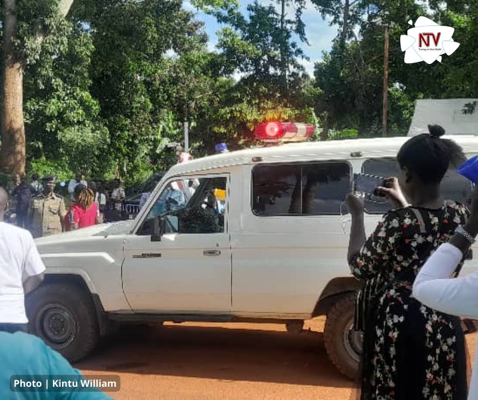 UPDATE: Police today morning tear gas Jinja Hospital health workers protesting Minister Samuel Mayanja's decision to allocate part of the hospital land to the Uganda Muslim Supreme Council for development. #NTVNews