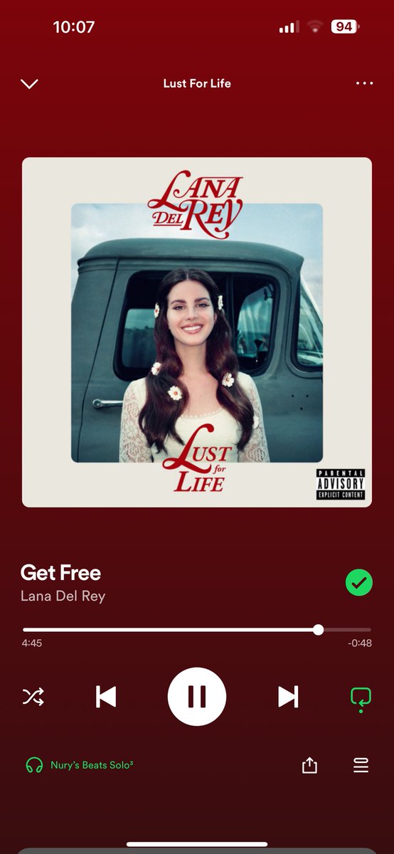 nurydelrey's tweet photo. Her best closing track. Argue with walls. https://t.co/0hWB6vtG4K