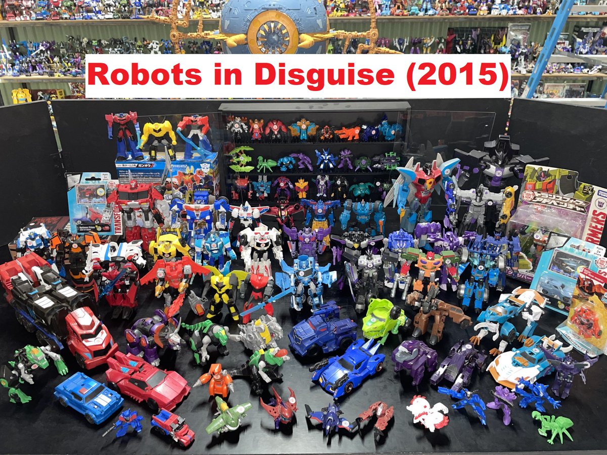 I think you would be hard pressed to find many #Transformers fans who would say that #RobotsinDisguise was their favorite show - but they did come out with a few interesting toys :)