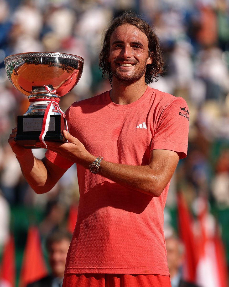 ICYMI: Stefanos is KING in the principality!👑 🏆 The Greek also became the first player in the last 50 years to win 3+ titles in a four-year span in Monte-Carlo after Bjorn Borg and Rafael Nadal👏 📸: Rolex Monte Carlo Masters #TieBreakTens #EveryPointCounts