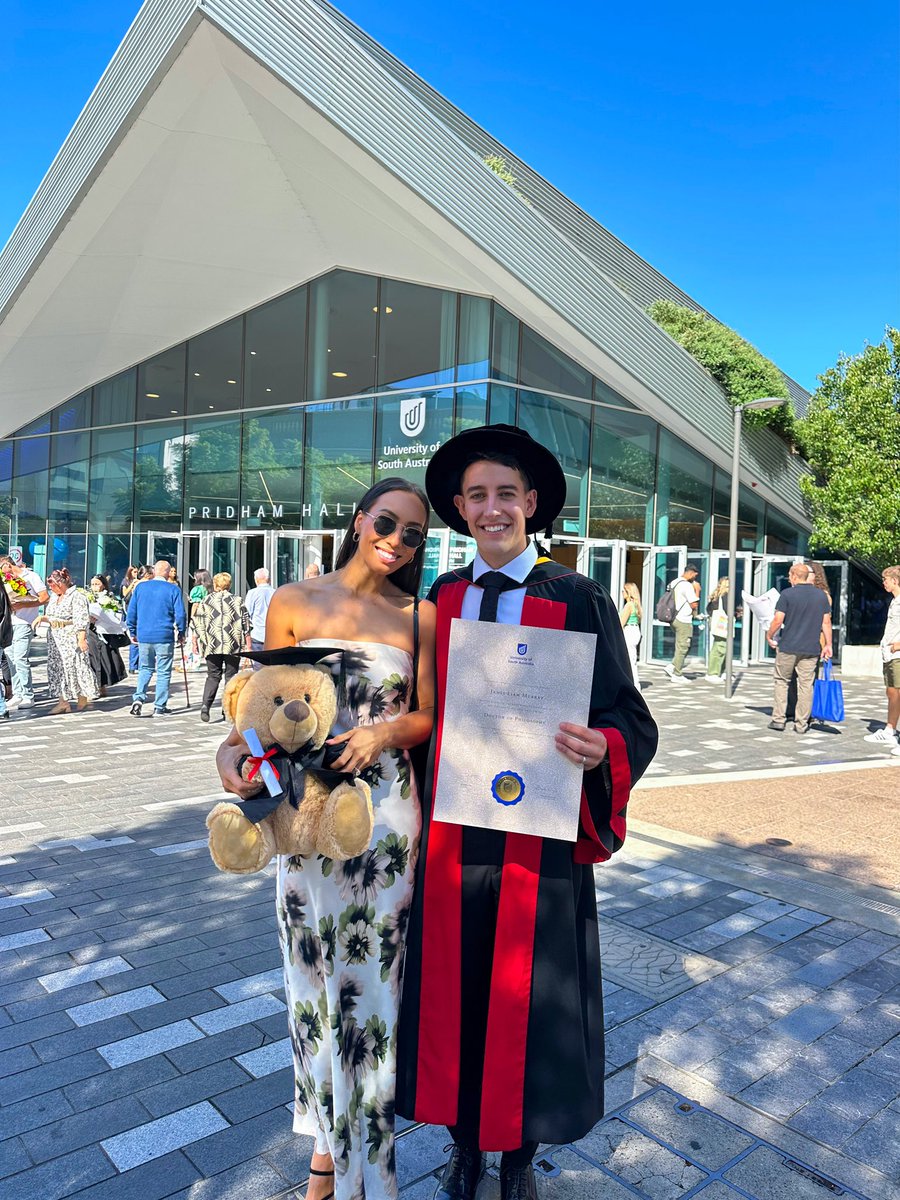 James Murray tweet media