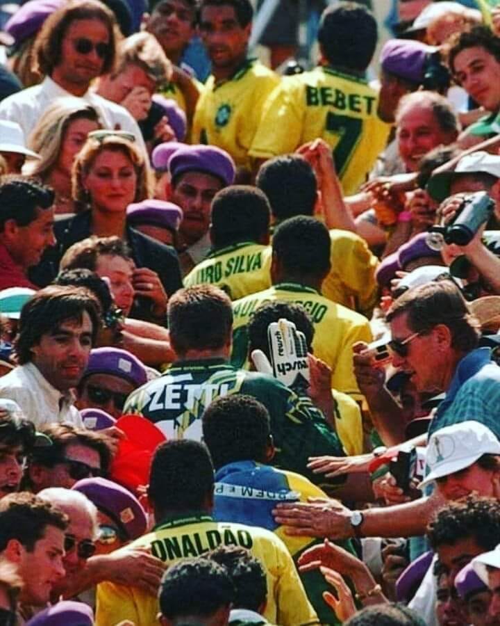 90sfootball's tweet photo. Brazil, USA '94. https://t.co/LeEXjgEHQr