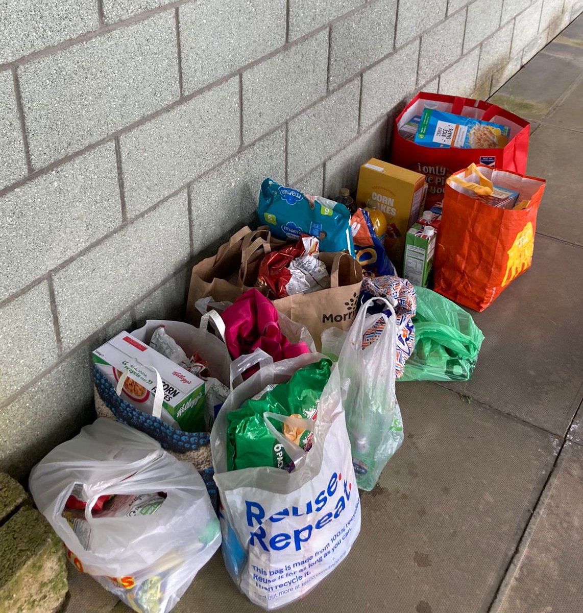 Blown away again by the generosity of everyone at the @stjwfc v @CairnWomen match who donated to our collection for @KinrossPerth Foodbank. Even more bags arrived after the picture was taken. THANKYOU ALL. You really do help make a difference 👏👏👏
