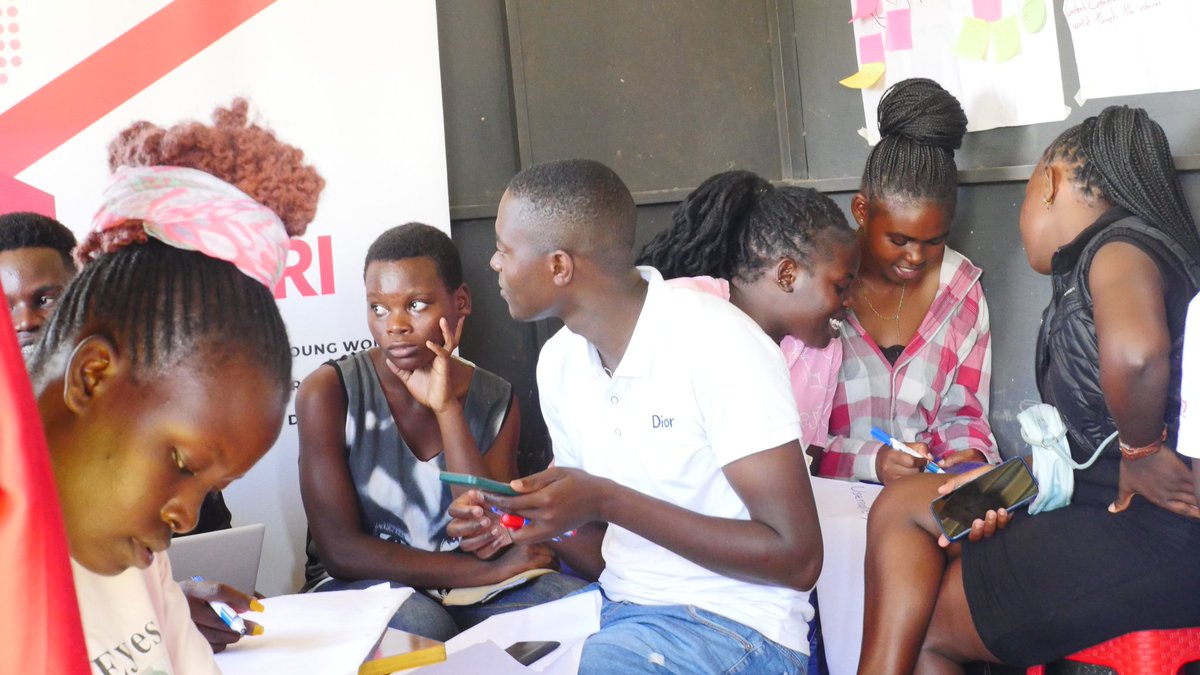 @come_initiative capturing the essence of collaboration and Empowerment of our youth. Through this training at #jiajirihub,we empower our aspiring content creators to create and monetize their contents.
#contentdevelopment
#ContentCreators
#ContentCreation 
@DOTKenya