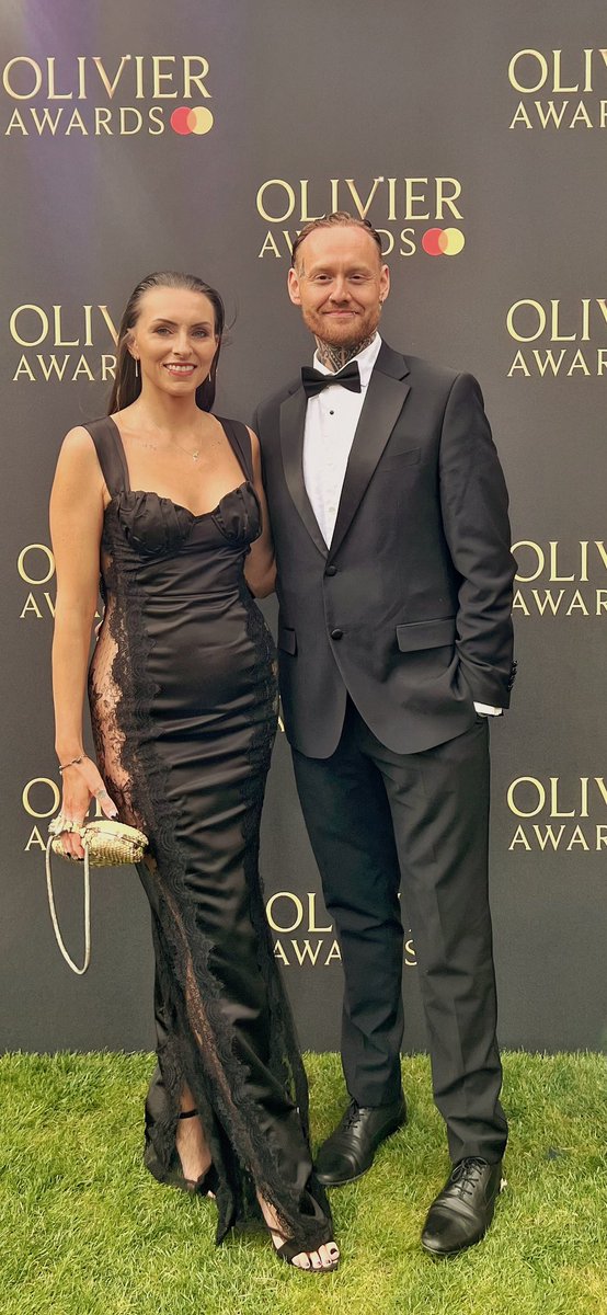 Bobolobolobolob's tweet photo. Olivier Awards 2024

#OlivierAwards #RoyalAlbertHall #Oliviers #SOLT #Theatre @OlivierAwards @RoyalAlbertHall @D04Leanne https://t.co/020kDHQFeR