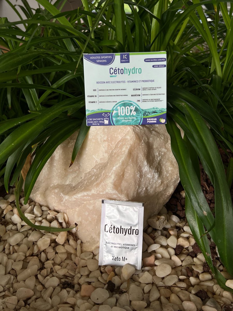 ☀️💧Plongez dans un été pétillant avec le régime Cétohydro ! 💦💪 Alimentez votre corps avec les bons éléments nutritifs et laissez briller votre saison estivale de l'intérieur vers l'extérieur ! 🍓🏊‍♂️#RestezHydraté #Santé #cétogène