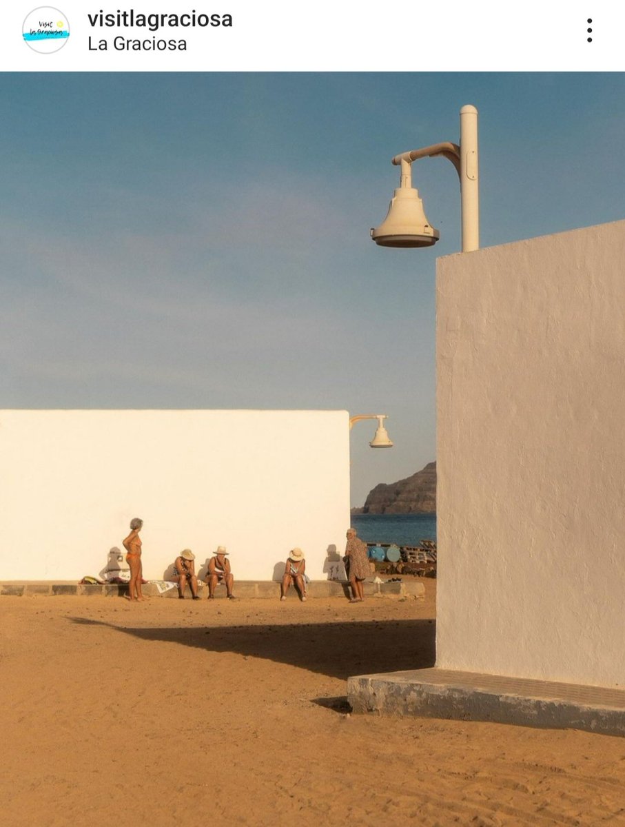 Hola lunes 
Hola a t☀️dos 
Isla de La Graciosa ° Islas Canarias ° 
📷 @visitlagraciosa