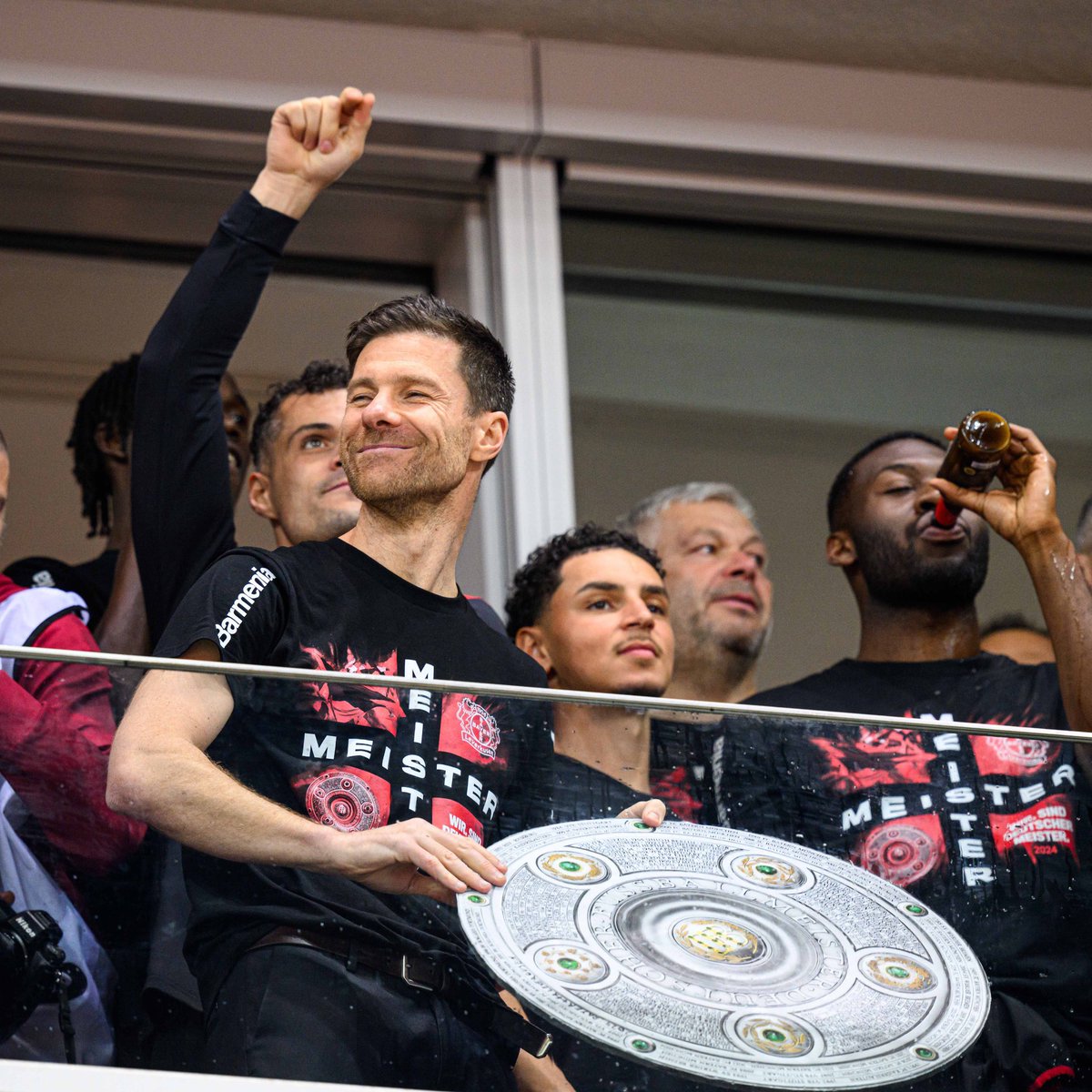 🔴⚫️🏆 First Bundesliga title in 120 years for Bayer Leverkusen. Xabi: “This is a very special moment for the club. Winning the Bundesliga for the first time in 120 years is something very special. The players are top. I am very proud of everyone”. #ZEbetNG #WeSpeakYourGame