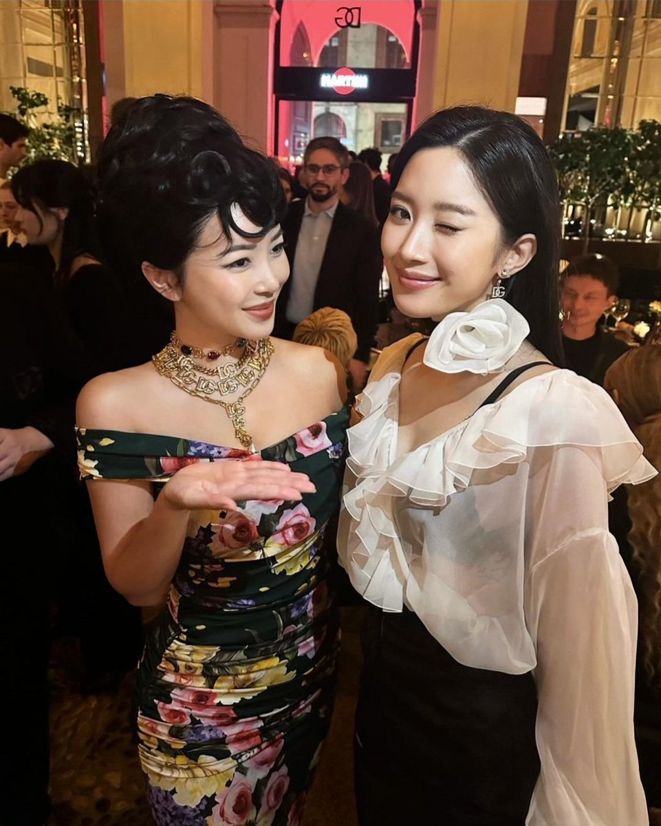 💚🌺🌼🖤🤍💖Su Park and Mun Ka Young wore #DolceGabbana for the #DGFW24 Women's Fashion Show after-party at DG MartiniⓇ. #DGWomen #DGSS24 #DGFlowers #DGBlackAndWhite #DGLovesKorea #DGAfterParty #DGCelebs #DGFamily #lamodaèbellezza #lamoreèbellezza #DGStyle #DolceGabbanaCommunity